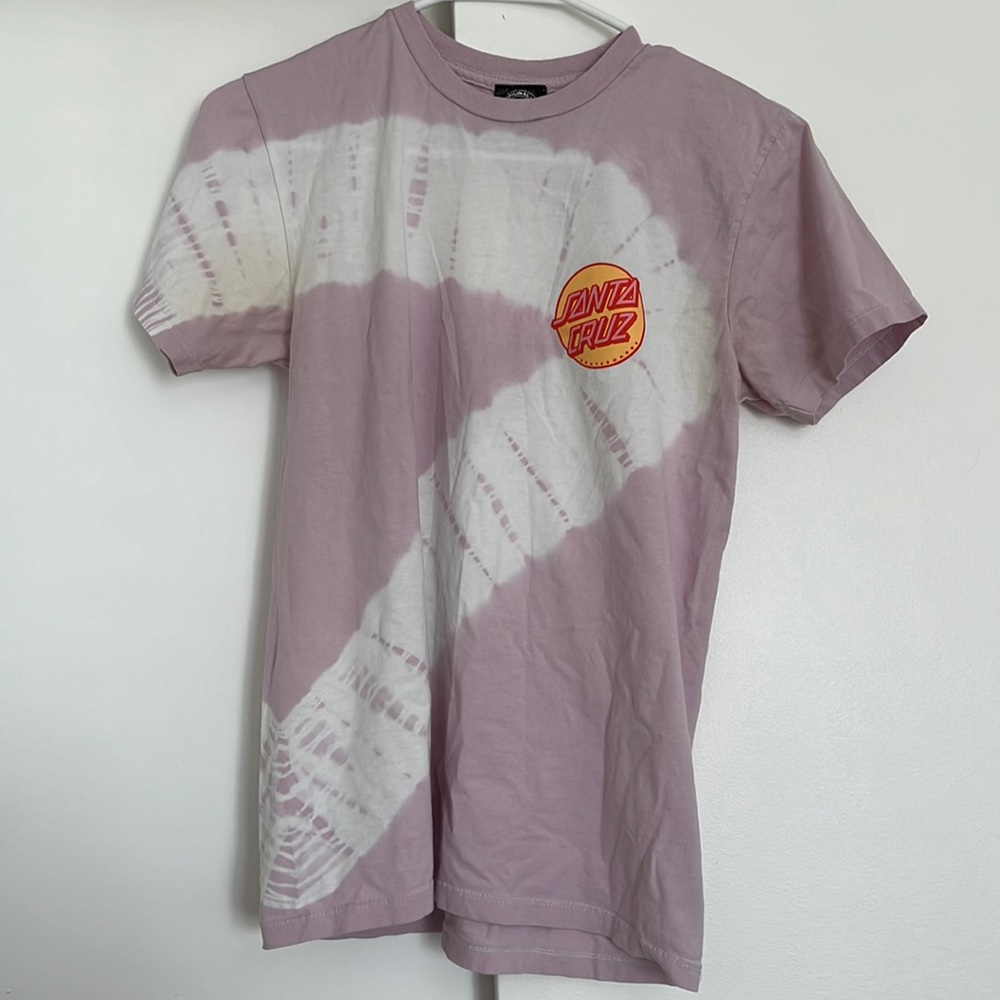 Santa Cruz light pink/lavender tie dye tshirt